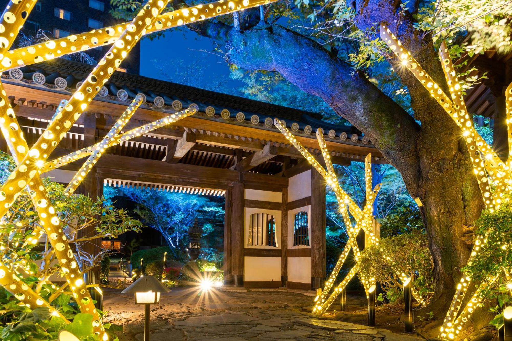 東京都 新高轮格兰王子大饭店酒店 外观 照片 Illumination of the shrine