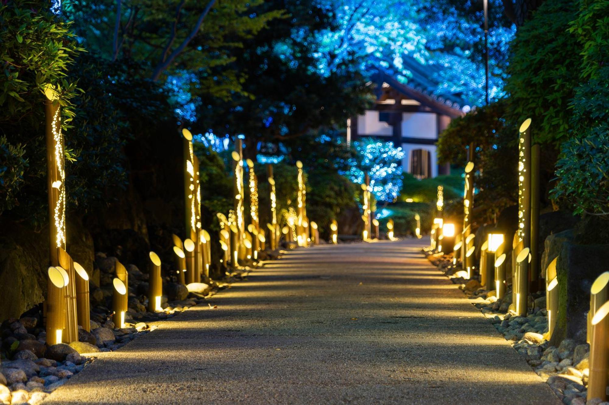 東京都 新高轮格兰王子大饭店酒店 外观 照片 The illuminated path